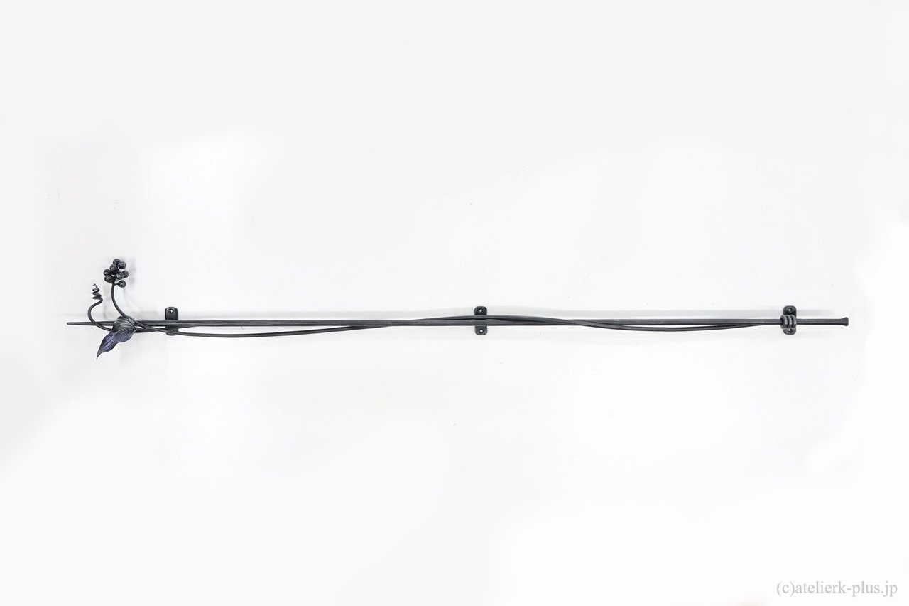 ロートアイアンのコート掛け【イタリアンベリー】