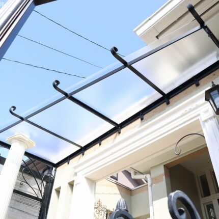 ロートアイアンの庇