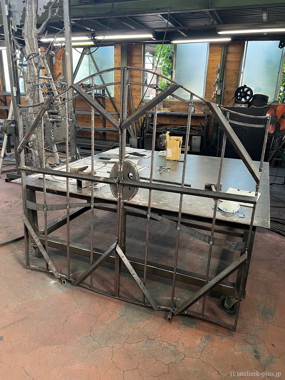 ロートアイアン門扉