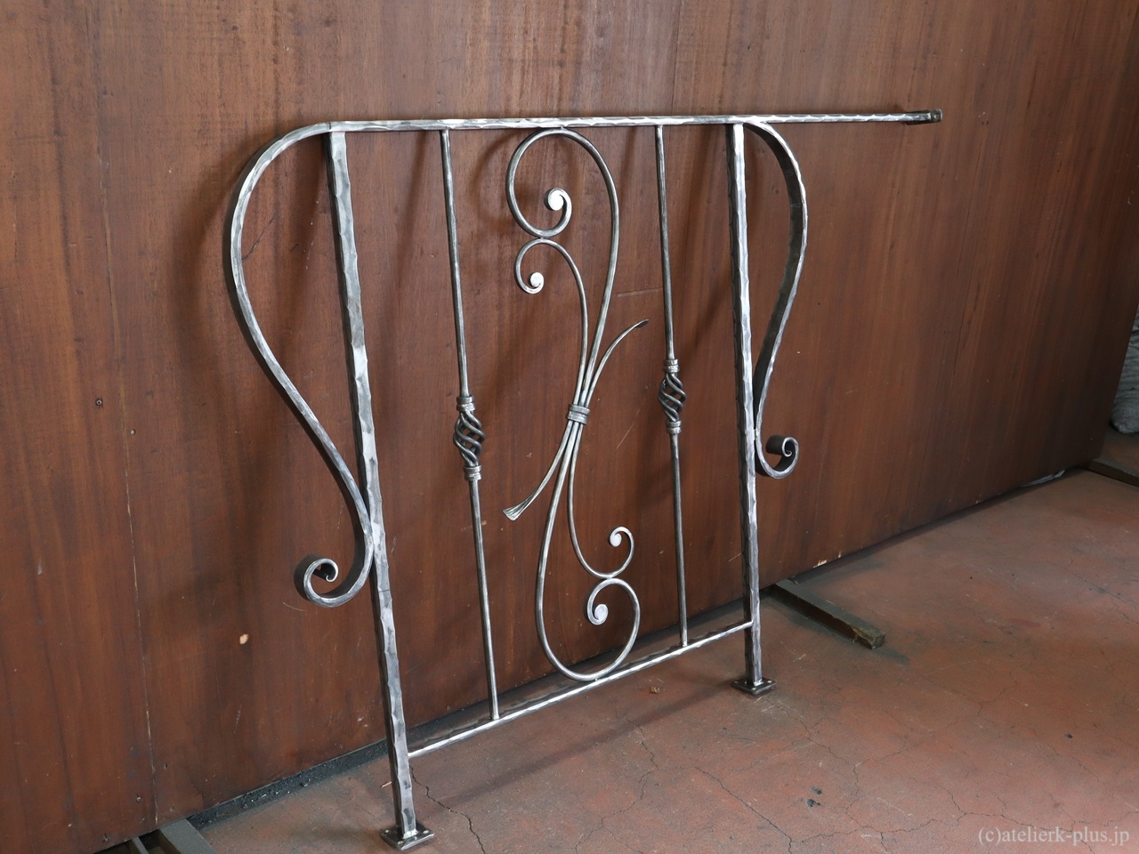 ロートアイアンの手摺