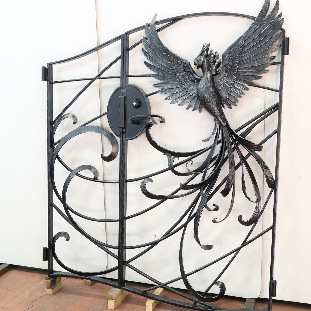 ロートアイアンの門扉【鳳凰】