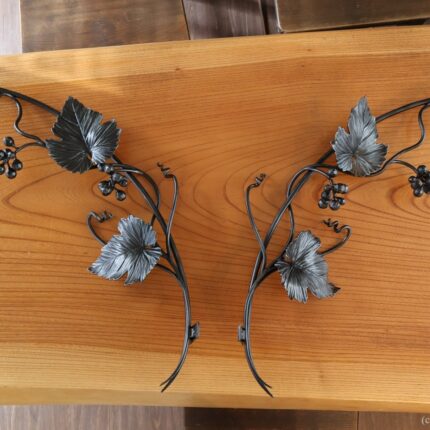 ロートアイアンの庇受け【葡萄】