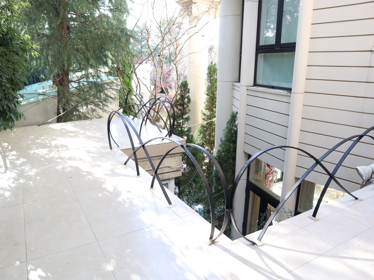 ロートアイアンのフェンス