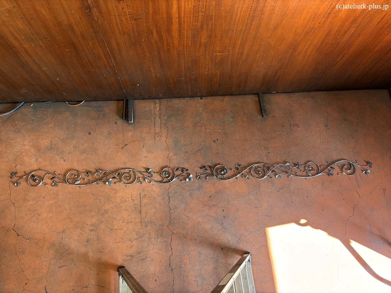 ロートアイアンのウォールデコ